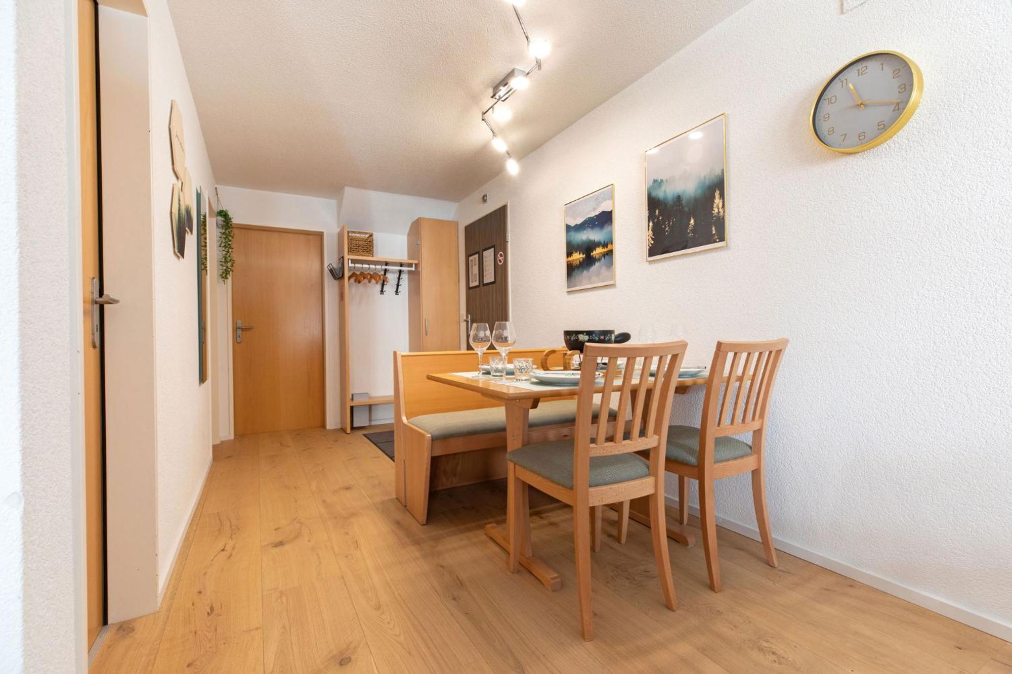 91 Apartment *
